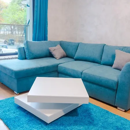 The Right Choice 4 *