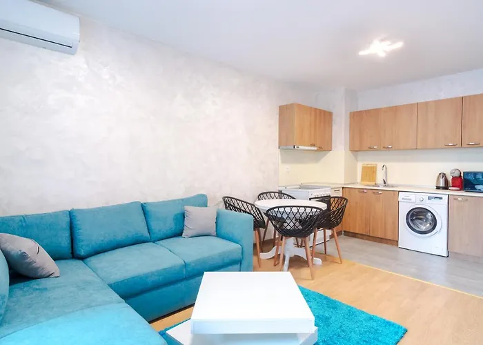 The Right Choice 4 Apartment *