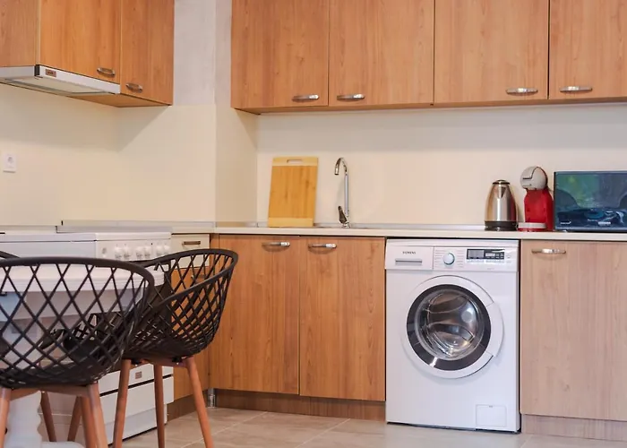 The Right Choice 4 Sofía